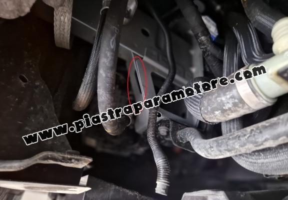 Piastra paramotore di acciaio  Nissan NV300