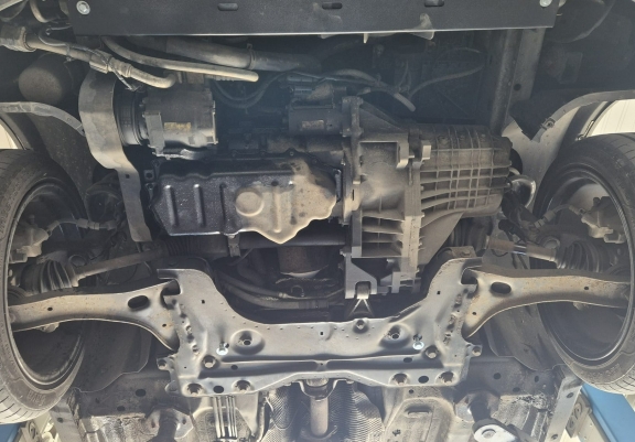 Piastra paramotore di acciaio Ford Transit Connect