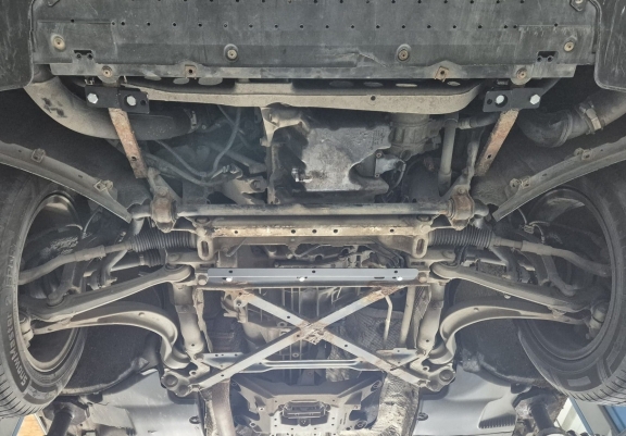 Piastra paramotore di acciaio Audi A4 B8, diesel