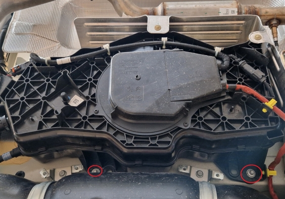 Protezione di acciaio per il AdBlue Opel Movano C 