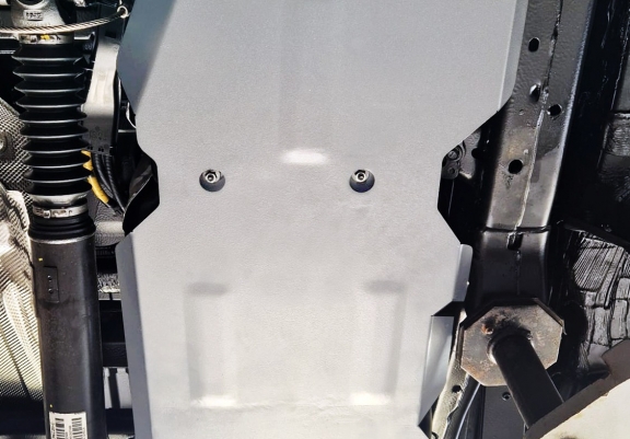 Protezione di alluminio per il serbatoio Toyota Hilux Revo